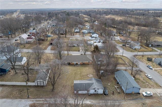 105 W Price Street, Savannah, MO 64485