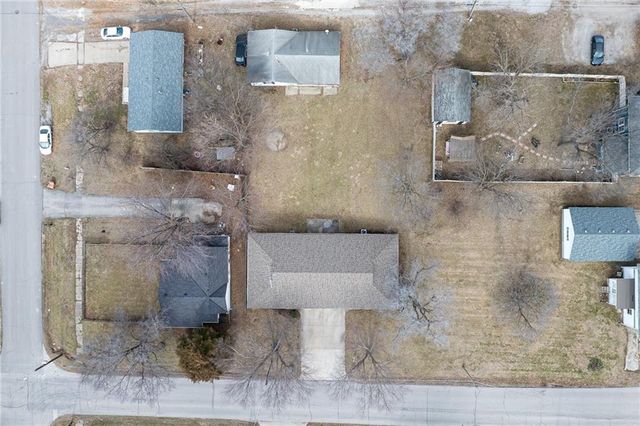 105 W Price Street, Savannah, MO 64485