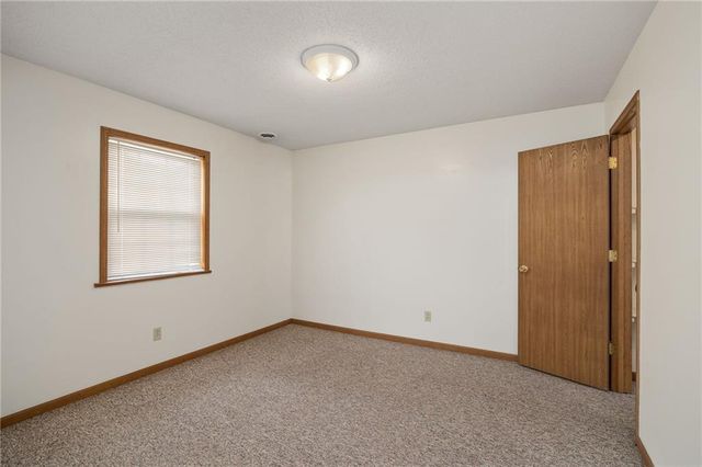 105 W Price Street, Savannah, MO 64485