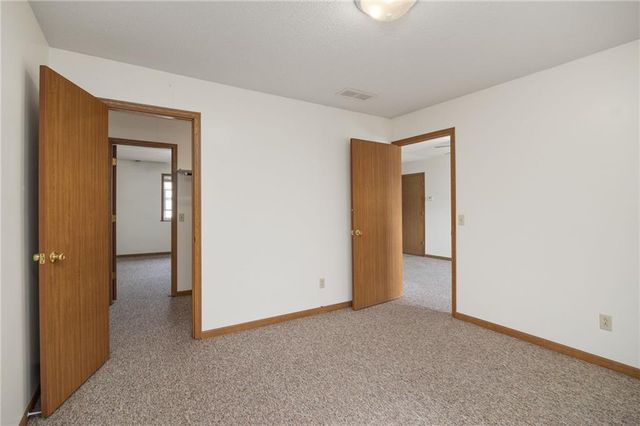 105 W Price Street, Savannah, MO 64485