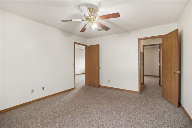 105 W Price Street, Savannah, MO 64485