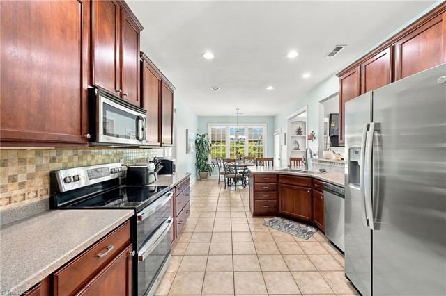 2929 Durham Street, Burlington, NC 27217