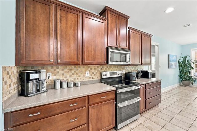 2929 Durham Street, Burlington, NC 27217