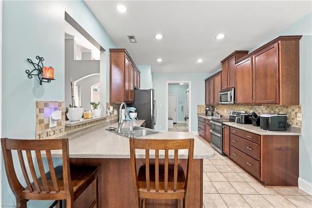 2929 Durham Street, Burlington, NC 27217