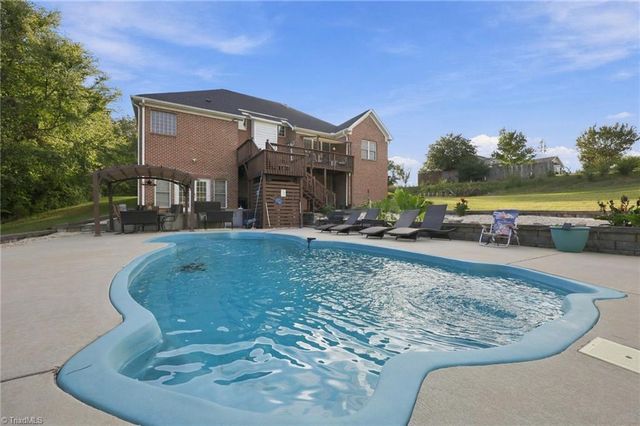 2929 Durham Street, Burlington, NC 27217