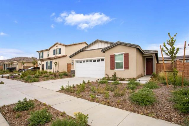 25258 Lost Saddle Lane, Homeland, CA 92548