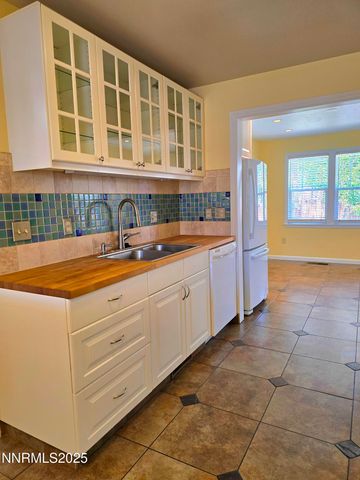 43 Ardmore Drive, Reno, NV 89509