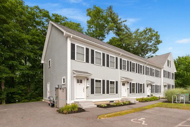 88 Silver St Apt 3, Dover, NH 03820