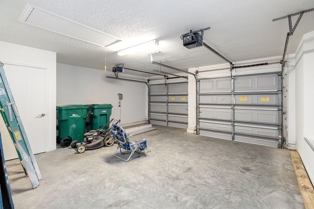 180 Waters Edge Lane, Indialantic, FL 32903