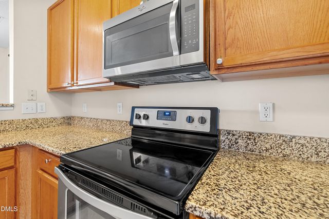 10821 Farmville Road, Raleigh, NC 27614