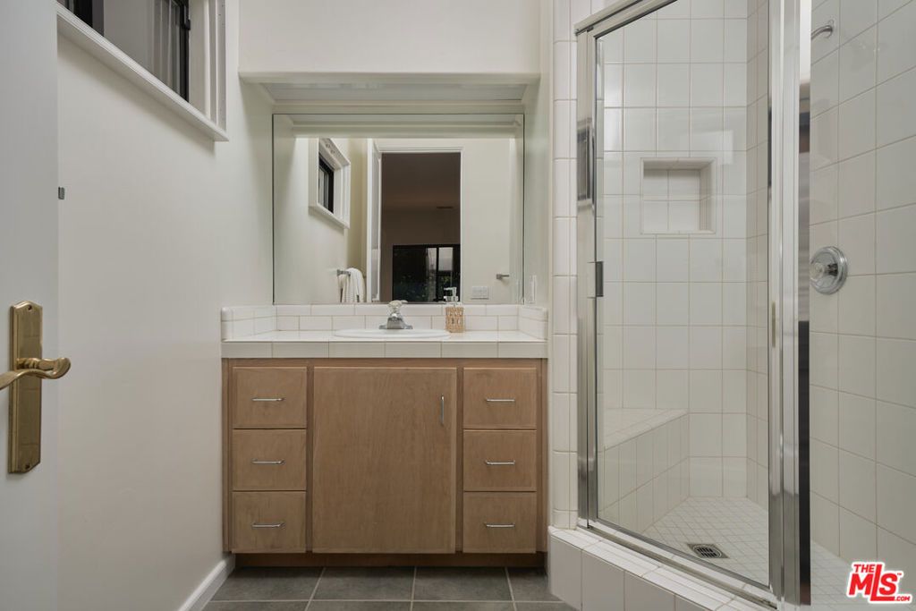 Image 23 of property listing at 3236 Braemar Drive, Santa Barbara, CA 93109