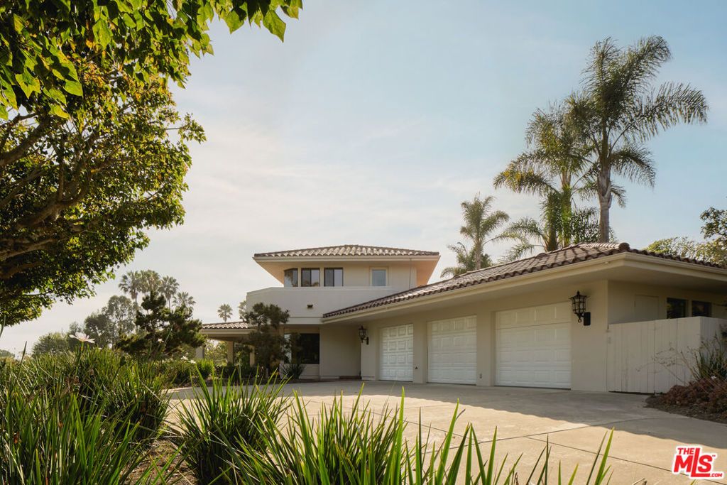 Image 30 of property listing at 3236 Braemar Drive, Santa Barbara, CA 93109