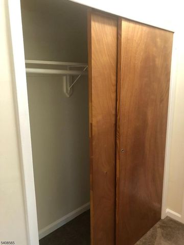 401 Us Highway 22 H, North Plainfield Boro, NJ 07060