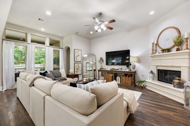 19 Cohasset Place, Tomball, TX 77375