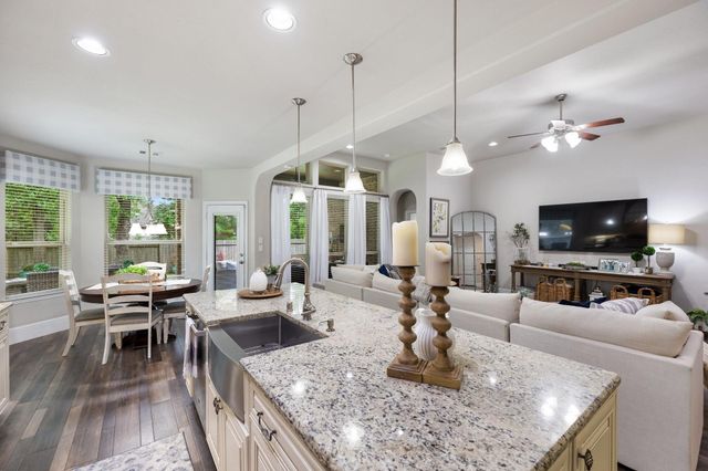 19 Cohasset Place, Tomball, TX 77375