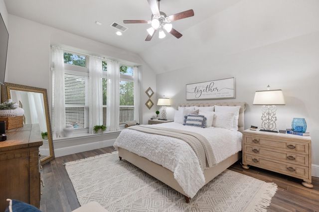 19 Cohasset Place, Tomball, TX 77375