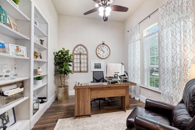 19 Cohasset Place, Tomball, TX 77375