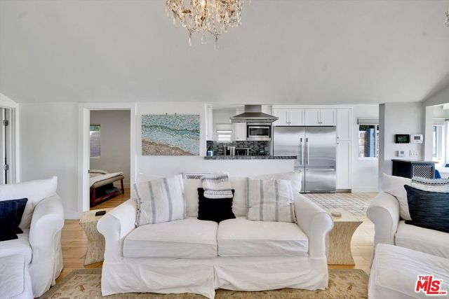 3966 Las Flores Canyon Road, Malibu, CA 90265