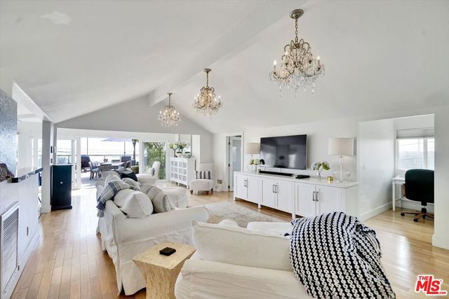 3966 Las Flores Canyon Road, Malibu, CA 90265