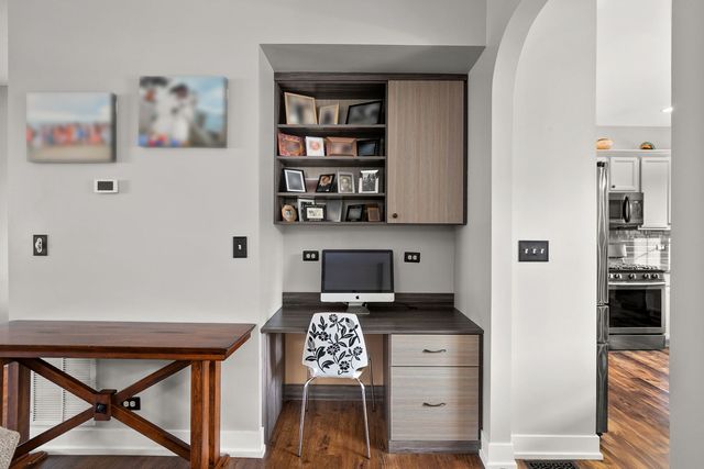 1474 Deer Pointe Drive, South Elgin, IL 60177