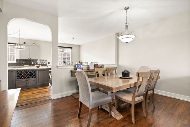 1474 Deer Pointe Drive, South Elgin, IL 60177