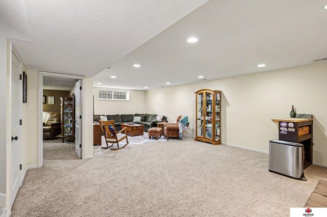 7264 Rachel Road, Lincoln, NE 68516