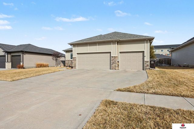 7264 Rachel Road, Lincoln, NE 68516