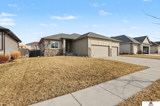 7264 Rachel Road, Lincoln, NE 68516