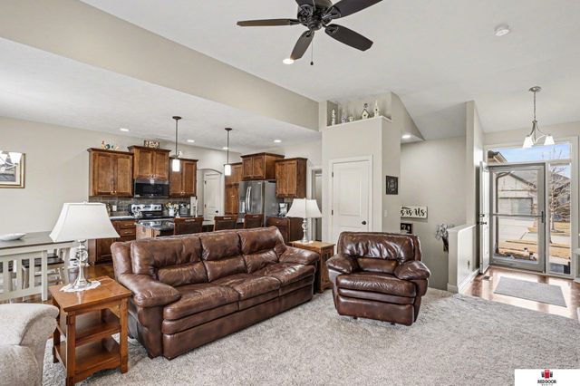 7264 Rachel Road, Lincoln, NE 68516