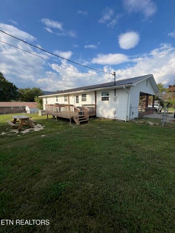 128 chapman crest Drive, Lafollette, TN 37766
