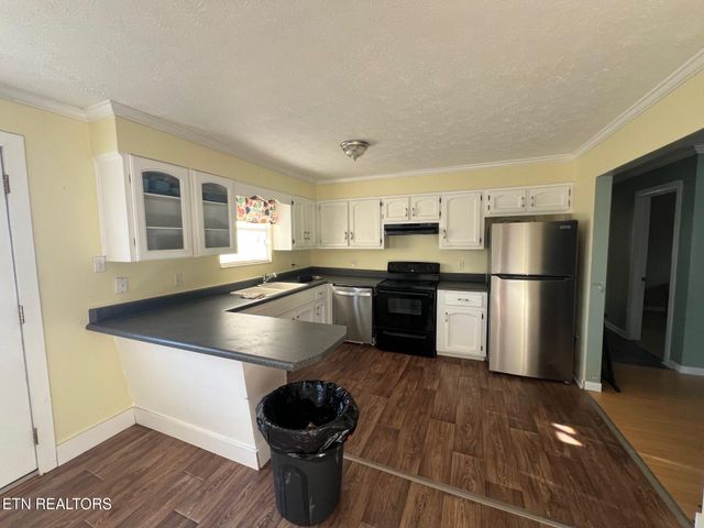 128 chapman crest Drive, Lafollette, TN 37766