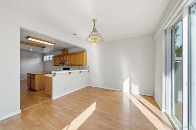 372 Stamper Cir, Suisun City, CA 94585