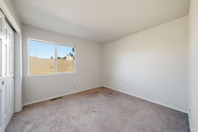 372 Stamper Cir, Suisun City, CA 94585