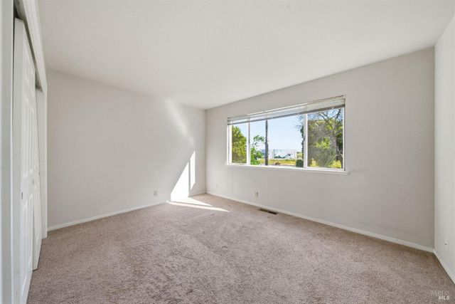 372 Stamper Cir, Suisun City, CA 94585