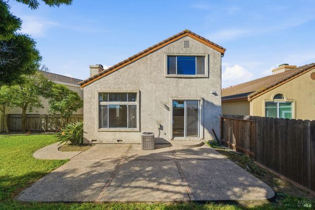 372 Stamper Cir, Suisun City, CA 94585