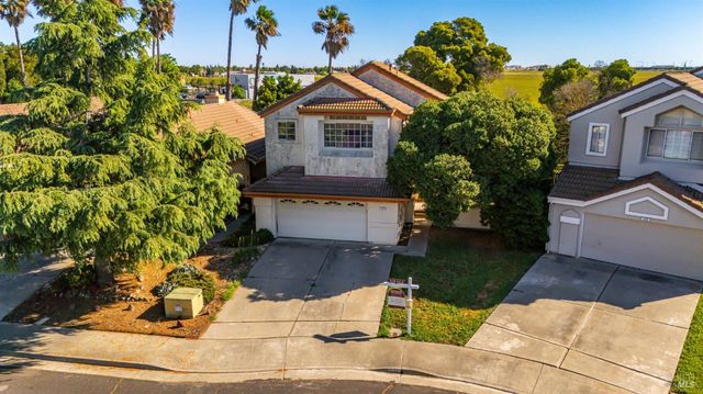 372 Stamper Cir, Suisun City, CA 94585