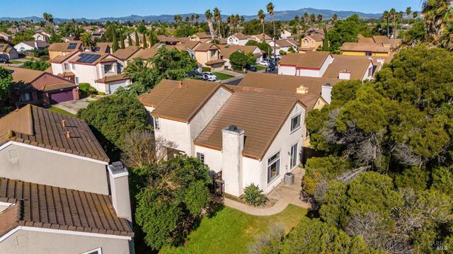 372 Stamper Cir, Suisun City, CA 94585