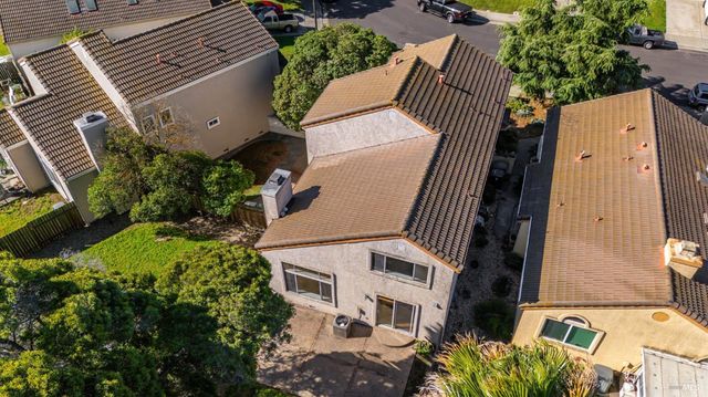 372 Stamper Cir, Suisun City, CA 94585