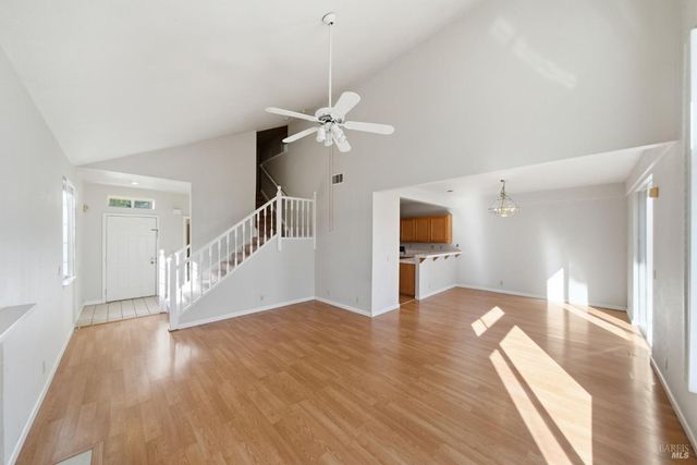 372 Stamper Cir, Suisun City, CA 94585