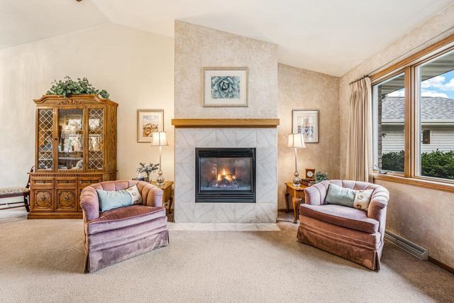 925 PLEASANTVIEW AVENUE, Little Chute, WI 54140