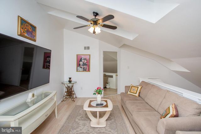 48 BONNIE GELLMAN CT #B48, Philadelphia, PA 19114