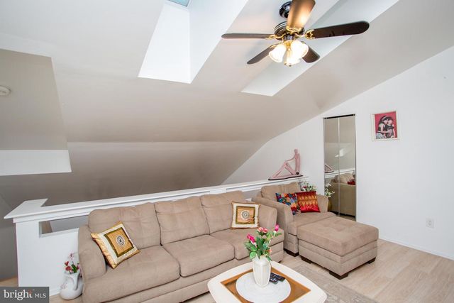 48 BONNIE GELLMAN CT #B48, Philadelphia, PA 19114