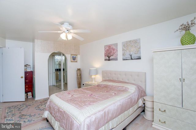 48 BONNIE GELLMAN CT #B48, Philadelphia, PA 19114