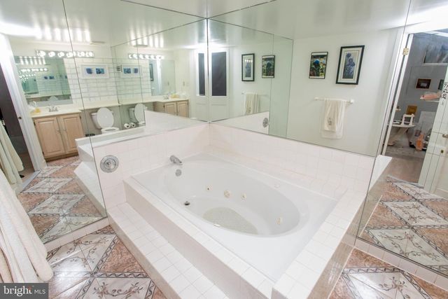 48 BONNIE GELLMAN CT #B48, Philadelphia, PA 19114