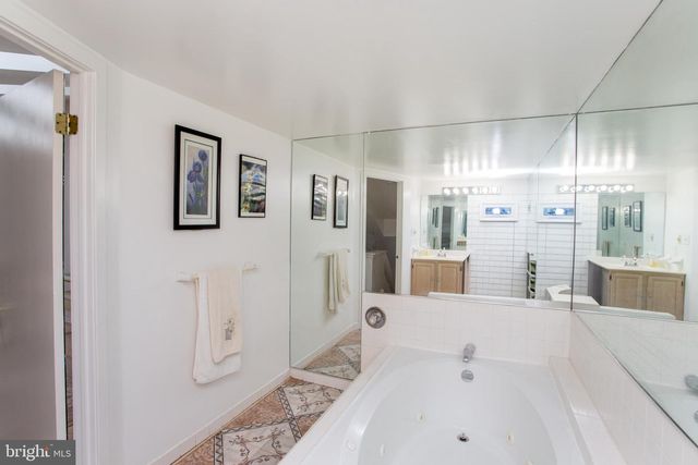 48 BONNIE GELLMAN CT #B48, Philadelphia, PA 19114