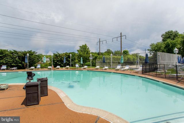 48 BONNIE GELLMAN CT #B48, Philadelphia, PA 19114