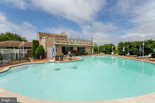 48 BONNIE GELLMAN CT #B48, Philadelphia, PA 19114