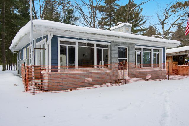 14221 Torch River Road, Milton Twp, MI 49676