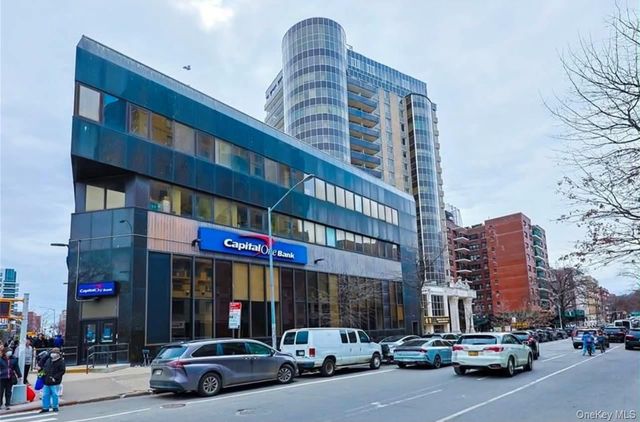 13338 Sanford Avenue 11E, Flushing, NY 11355