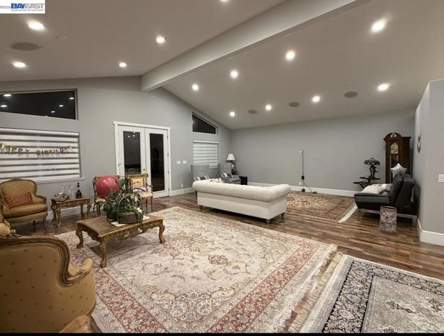 3784 Norris Canyon Rd, San Ramon, CA 94583